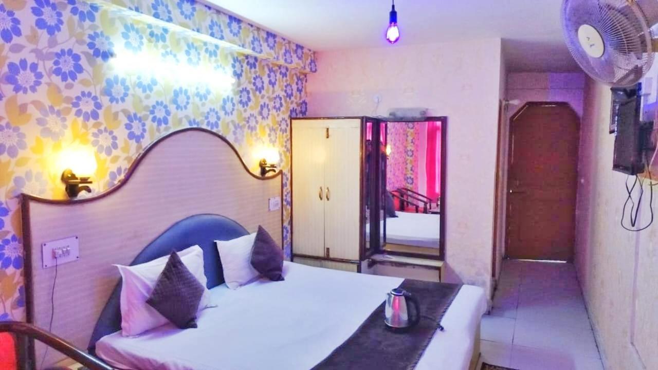 Hotel Gilbert Mountain View Manāli Extérieur photo