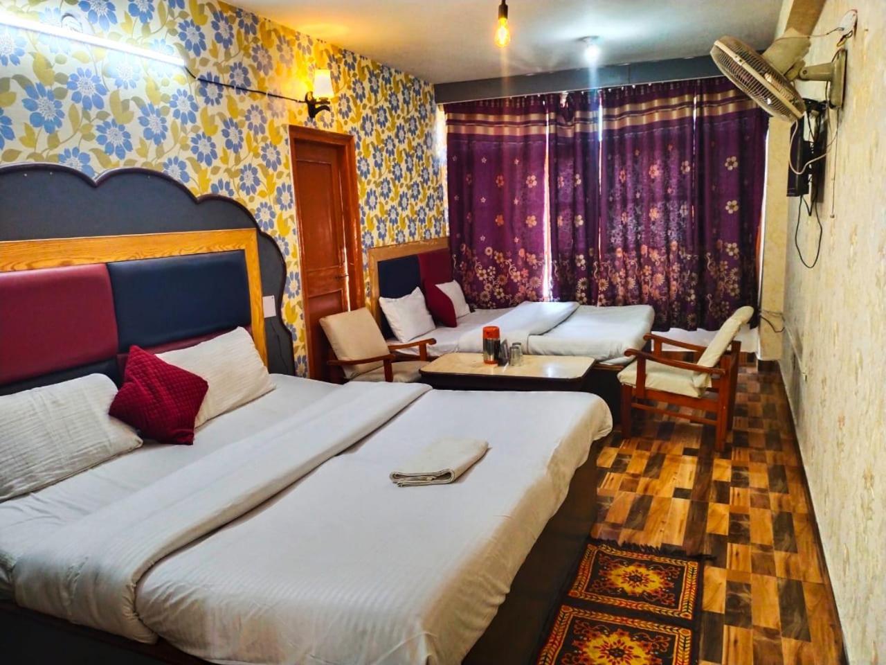 Hotel Gilbert Mountain View Manāli Extérieur photo
